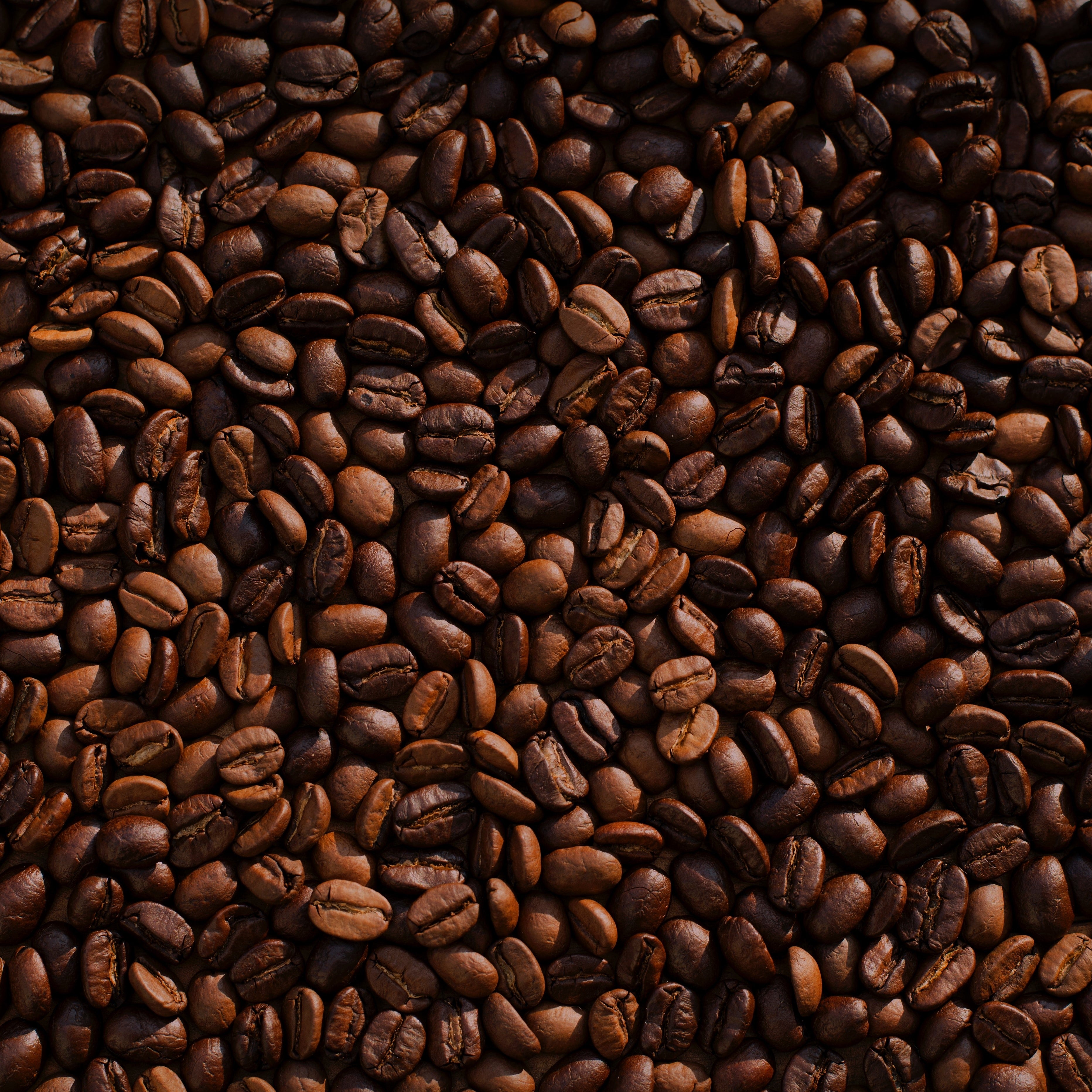 Proč potřebuje kromě tebe kávu i tvá pokožka?