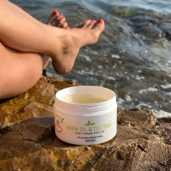 MARK sugar foot scrub Neem & Tea tree oil - s bambusovým pudrem
